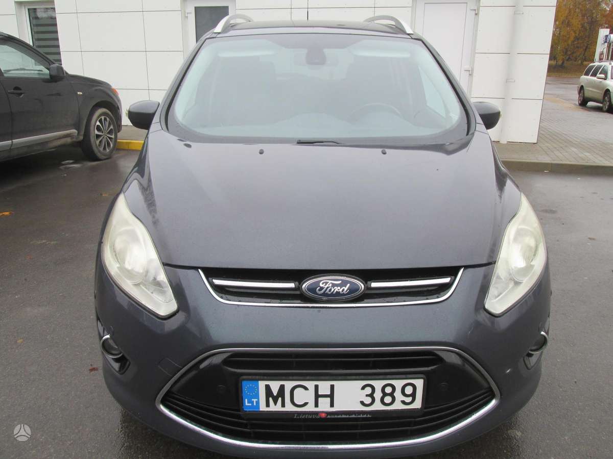 Ford Grand 2011 — interior