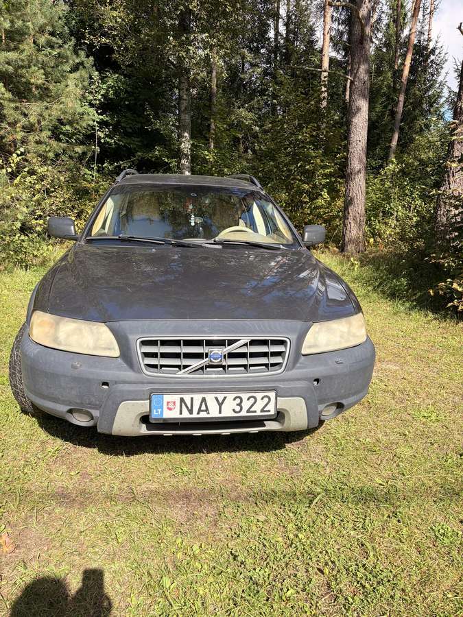 Volvo XC70 2004 — engine 2401 cm³, 163 HP (120kW)