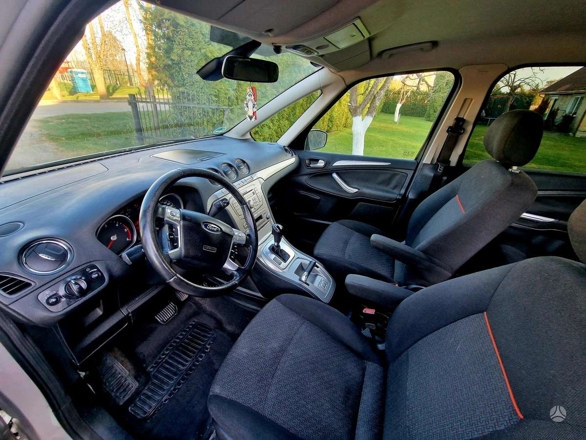 Ford Galaxy 2008 — фото 27
