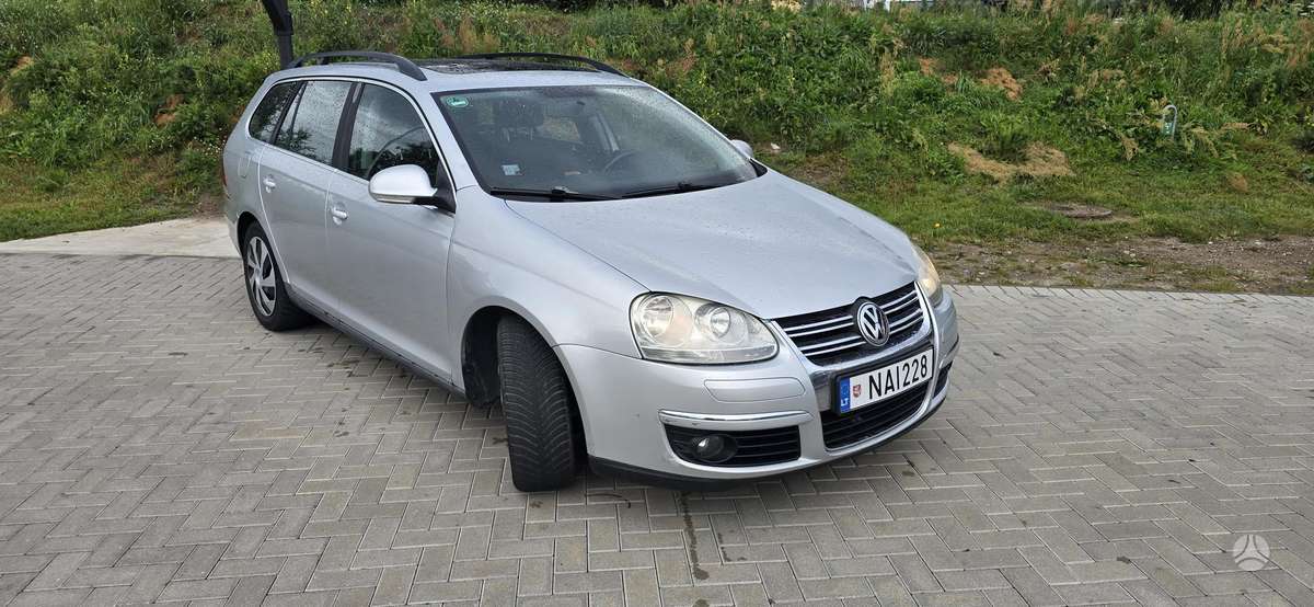 Volkswagen Golf 2008 — rear view