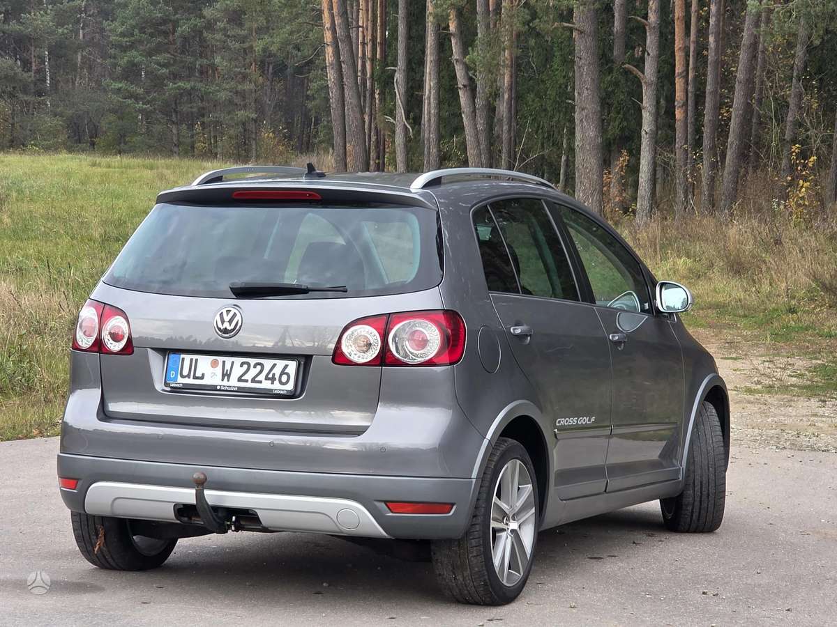 Volkswagen Golf 2011 — photo 10