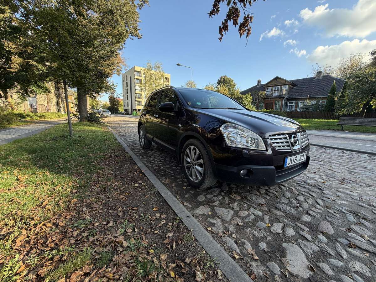 Nissan Qashqai 2010 — вигляд ззаду