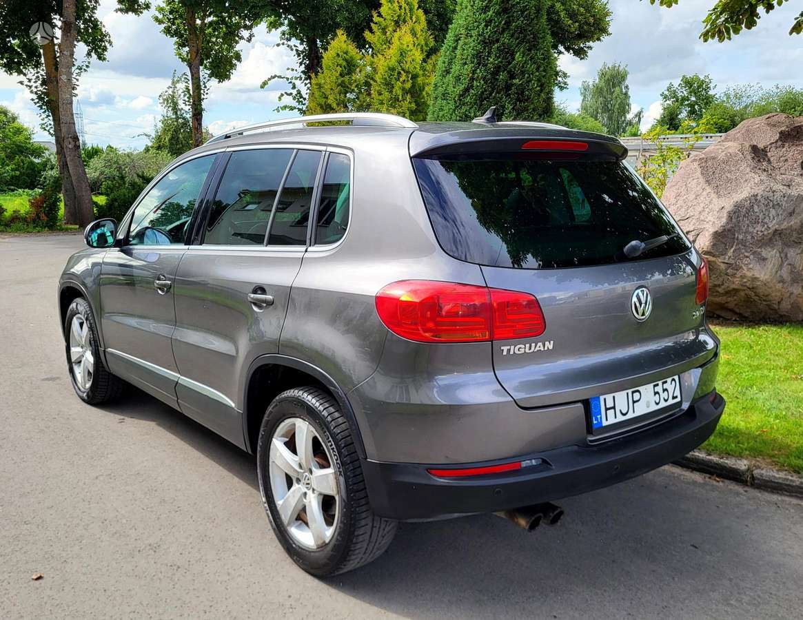 Volkswagen Tiguan 2012 — двигун 2000 cm³, 200 HP (147kW)