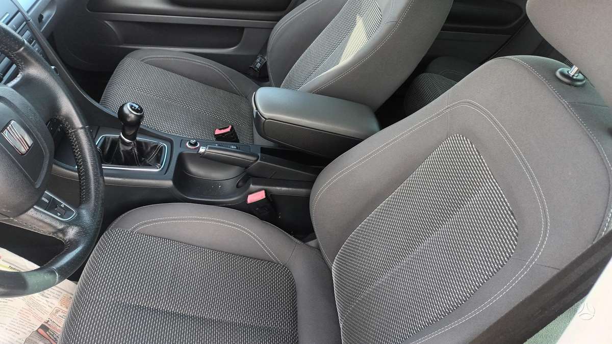 Seat Exeo 2013 — фото 10