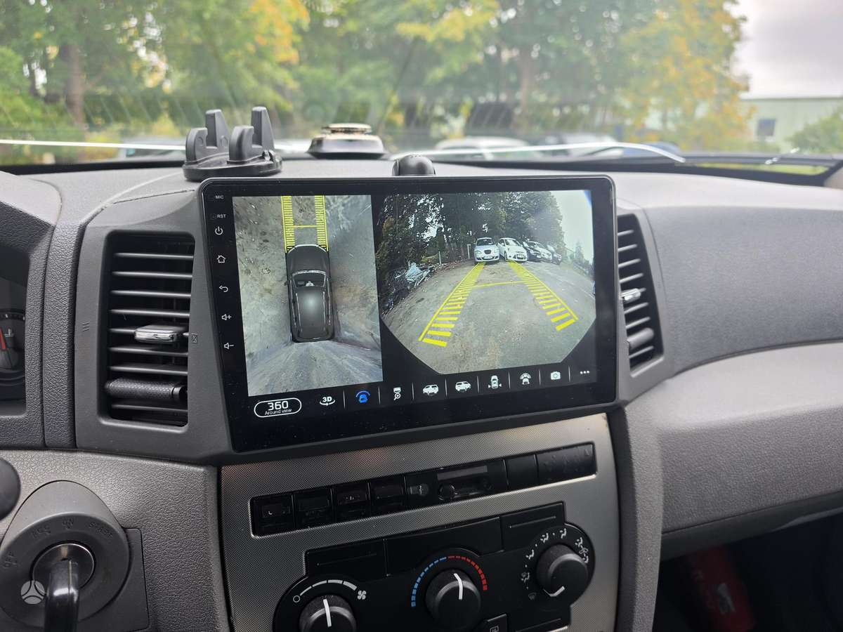 Jeep Grand 2006 — photo 11