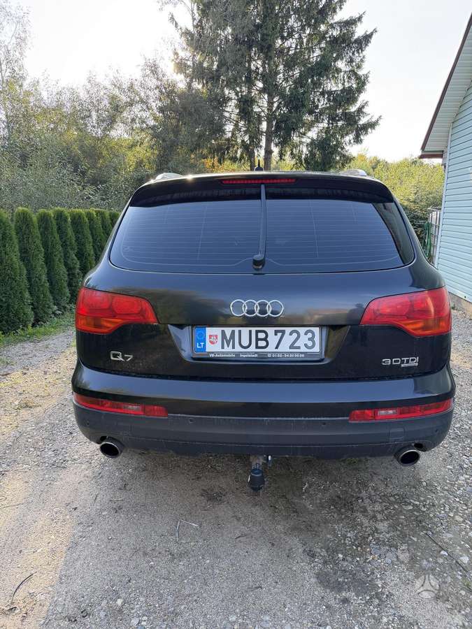 Audi Q7 2006 — engine 2967 cm³, 232 HP (171kW)
