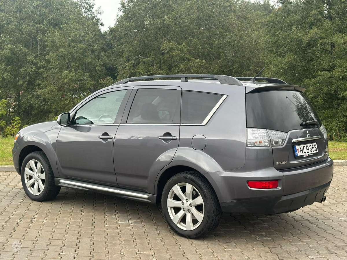 Mitsubishi Outlander 2012 — двигун 2268 cm³, 140 HP (103kW)
