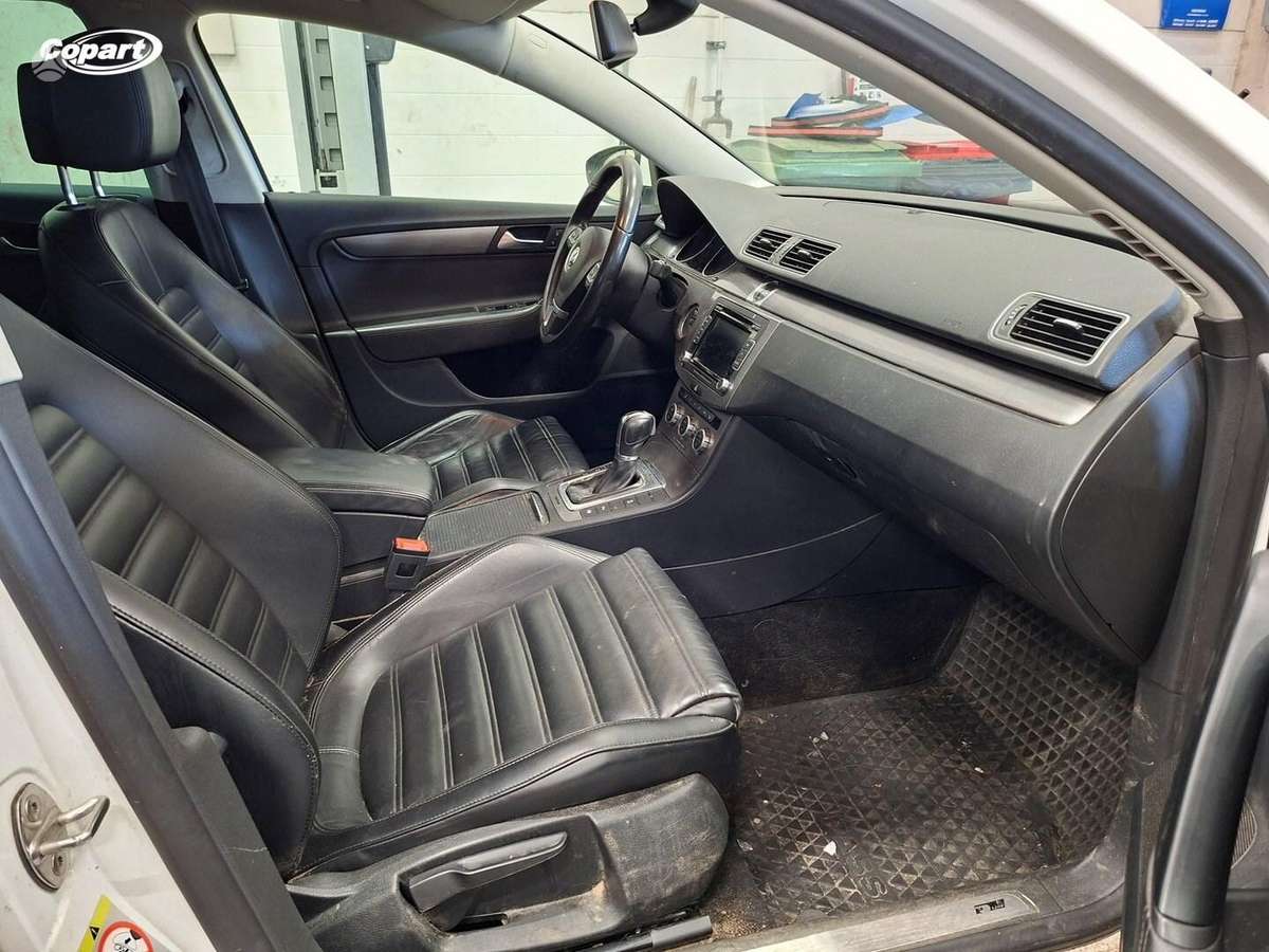 Volkswagen Passat 2013 — photo 5