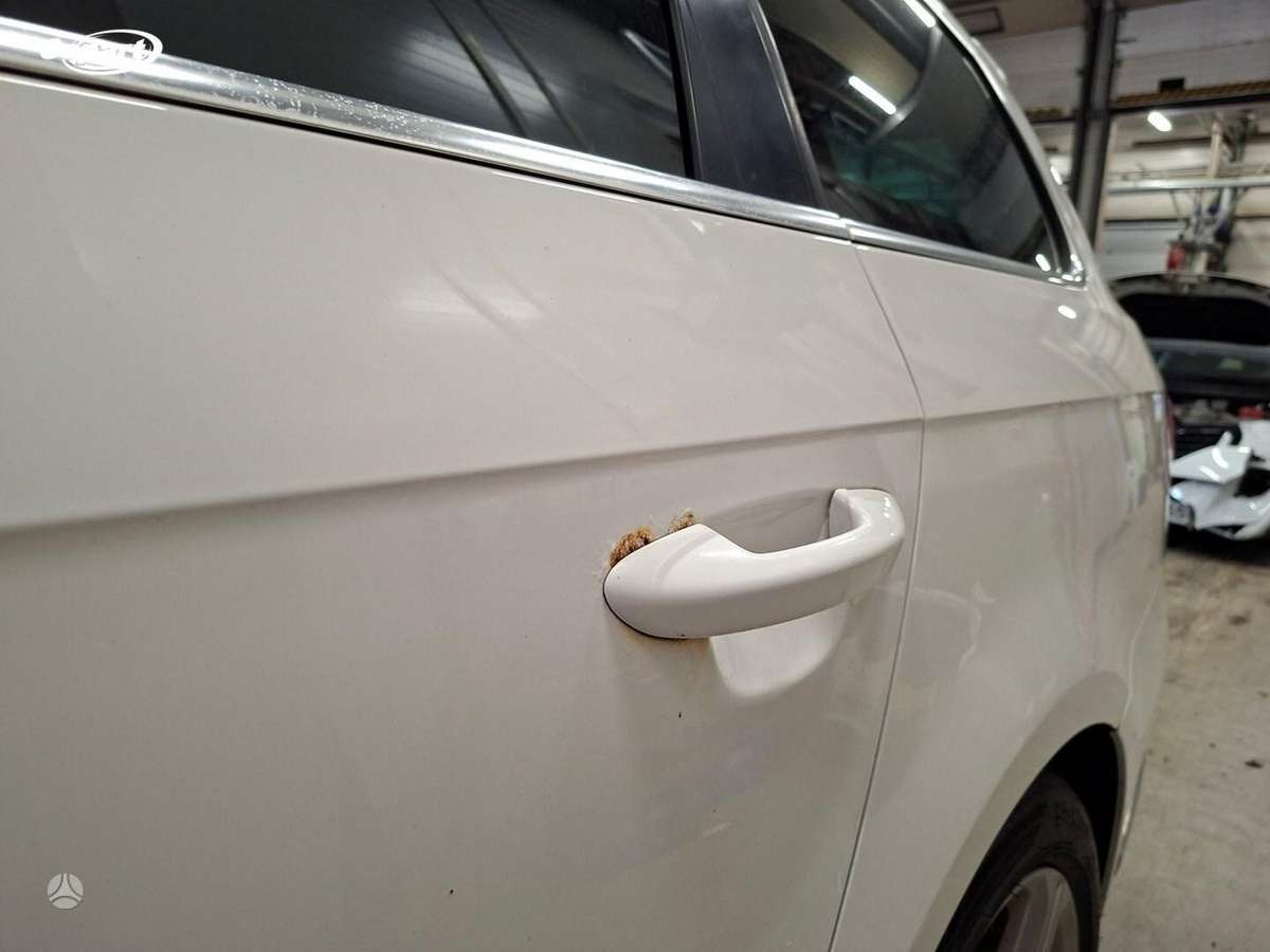 Volkswagen Passat 2013 — photo 7