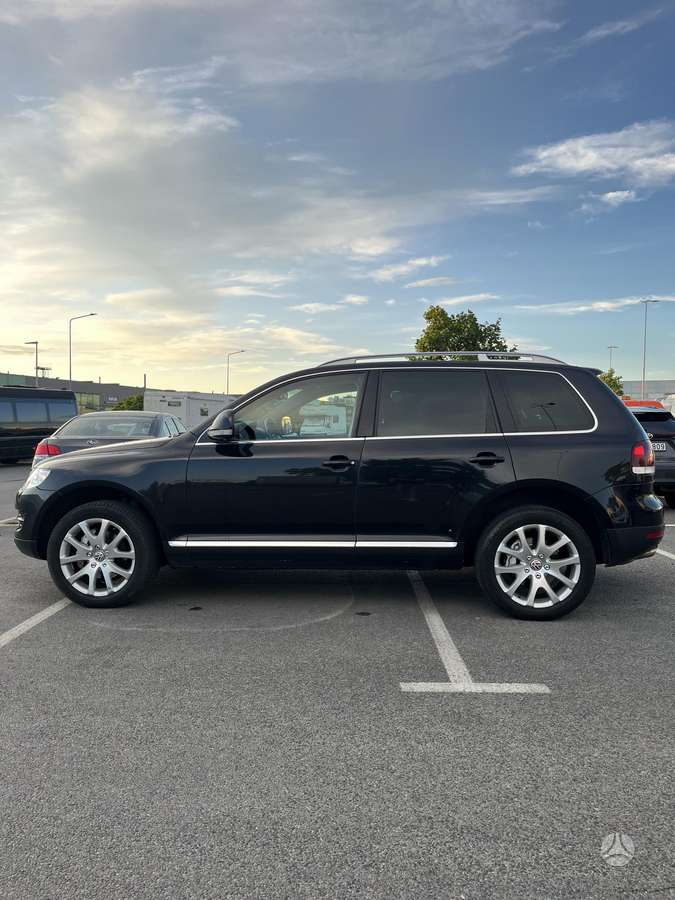 Volkswagen Touareg 2009 — двигун 2967 cm³, 224 HP (165kW)