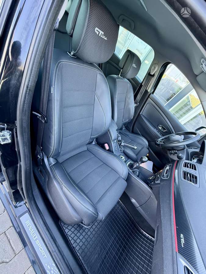 Renault Megane 2014 — photo 11