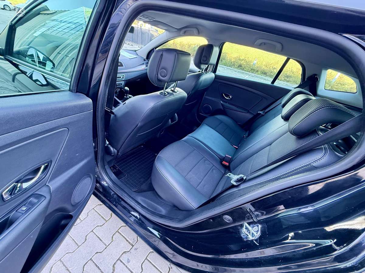 Renault Megane 2014 — photo 18