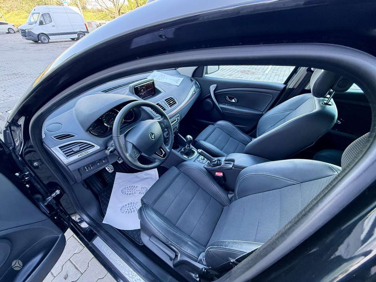 Renault Megane 2014 — photo 9