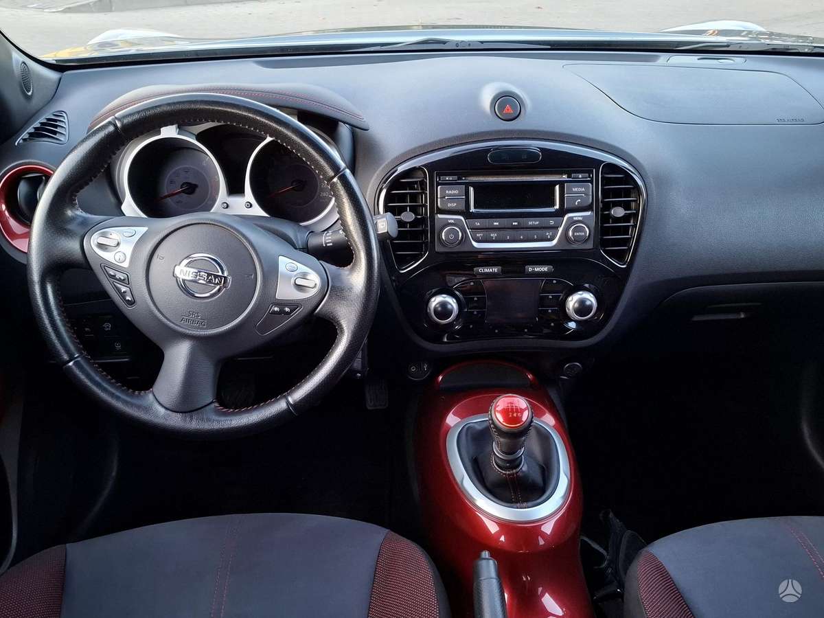 Nissan Juke 2015 — фото 11