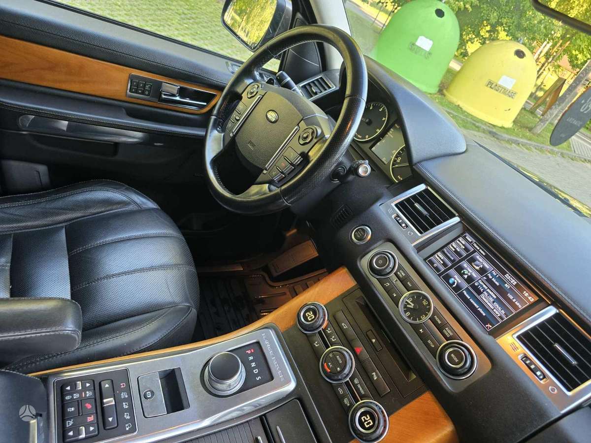 Land Rover 2012 — photo 8