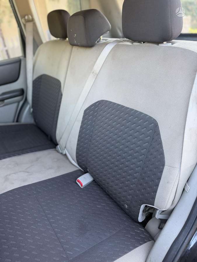 Nissan X-Trail 2004 — photo 17