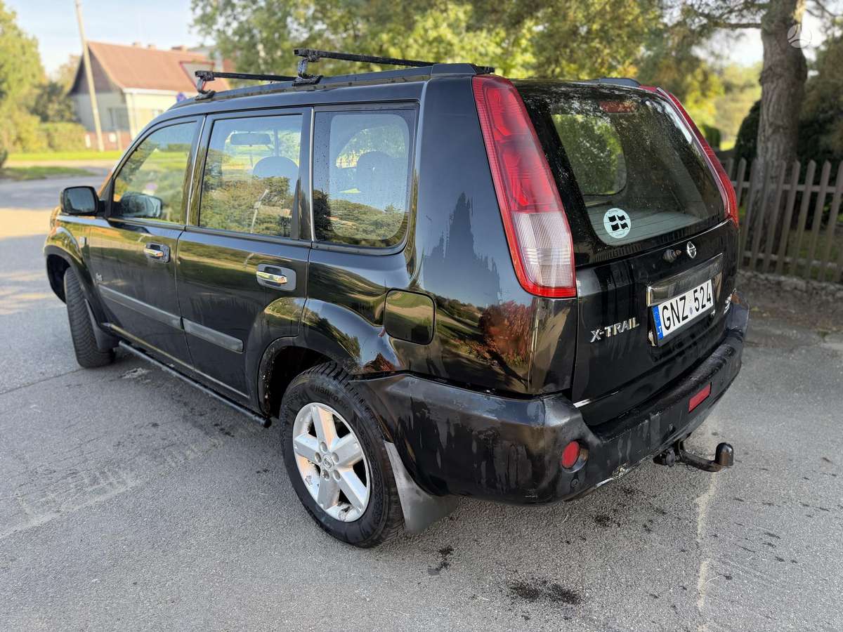Nissan X-Trail 2004 — photo 8