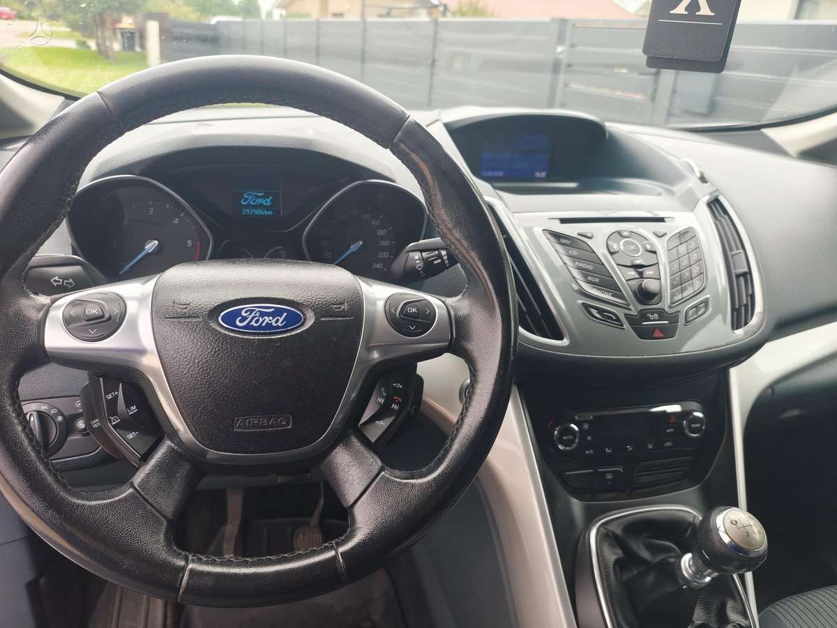 Ford C-MAX 2011 — photo 6