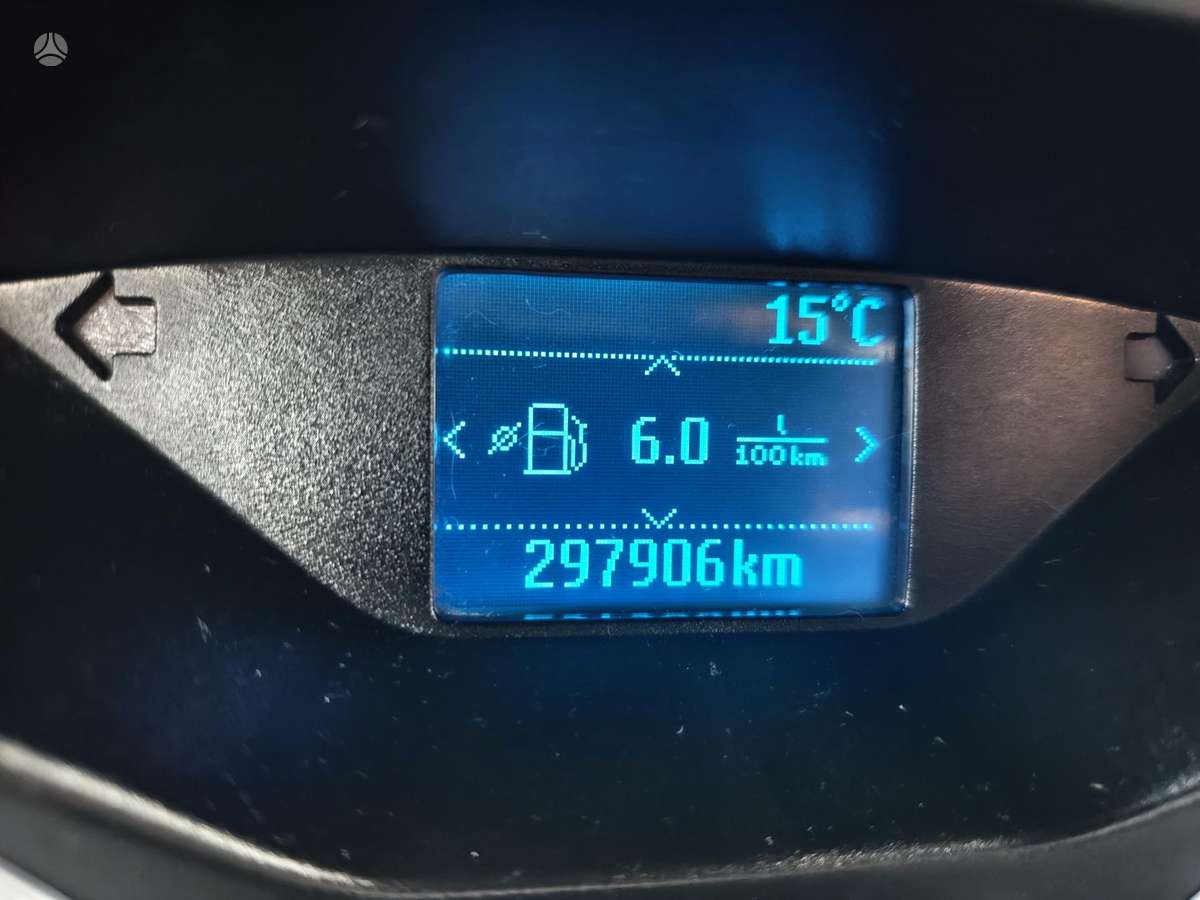 Ford C-MAX 2011 — photo 8