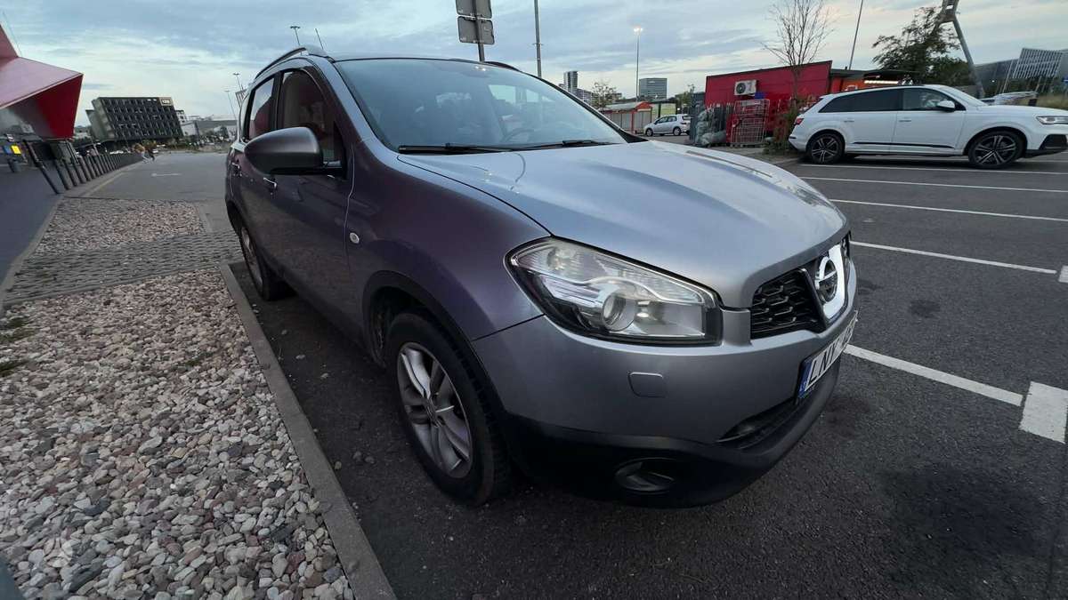 Nissan Qashqai 2011 — фото 10