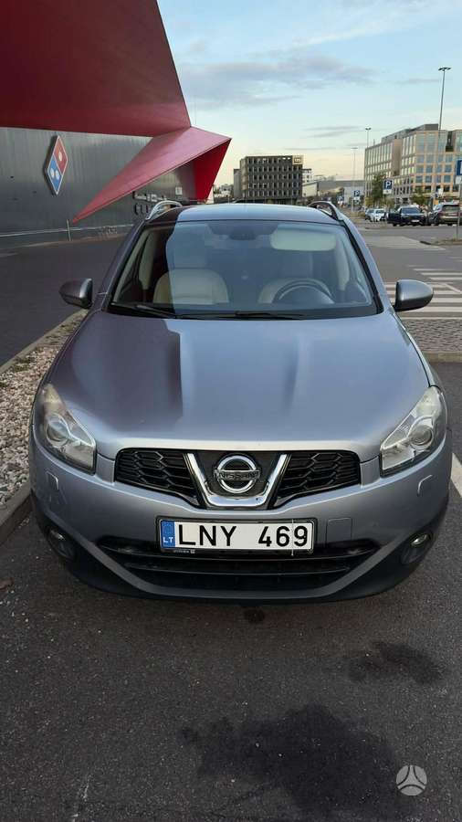 Nissan Qashqai 2011 — вигляд ззаду