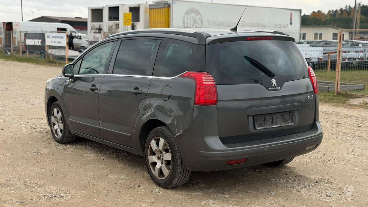 Peugeot 5008 2014 — photo 6