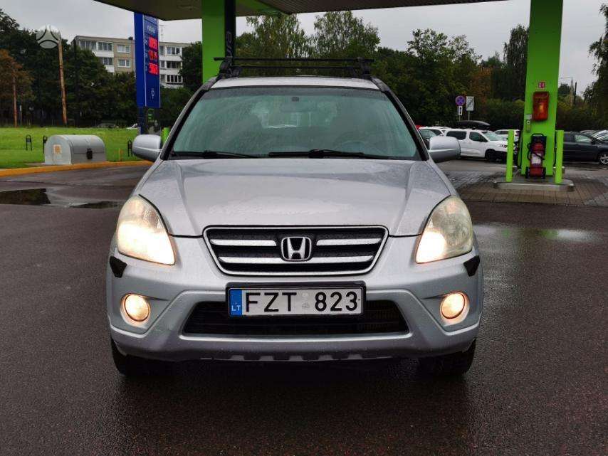 Honda CR-V 2005 — engine 2204 cm³, 140 HP (103kW)