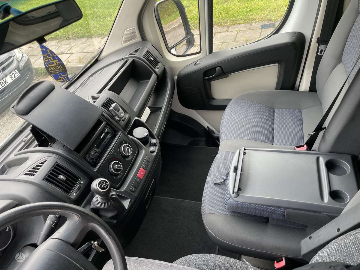Citroen Jumper 2012 — photo 12
