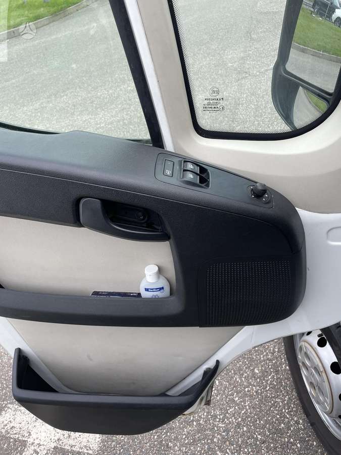 Citroen Jumper 2012 — photo 17