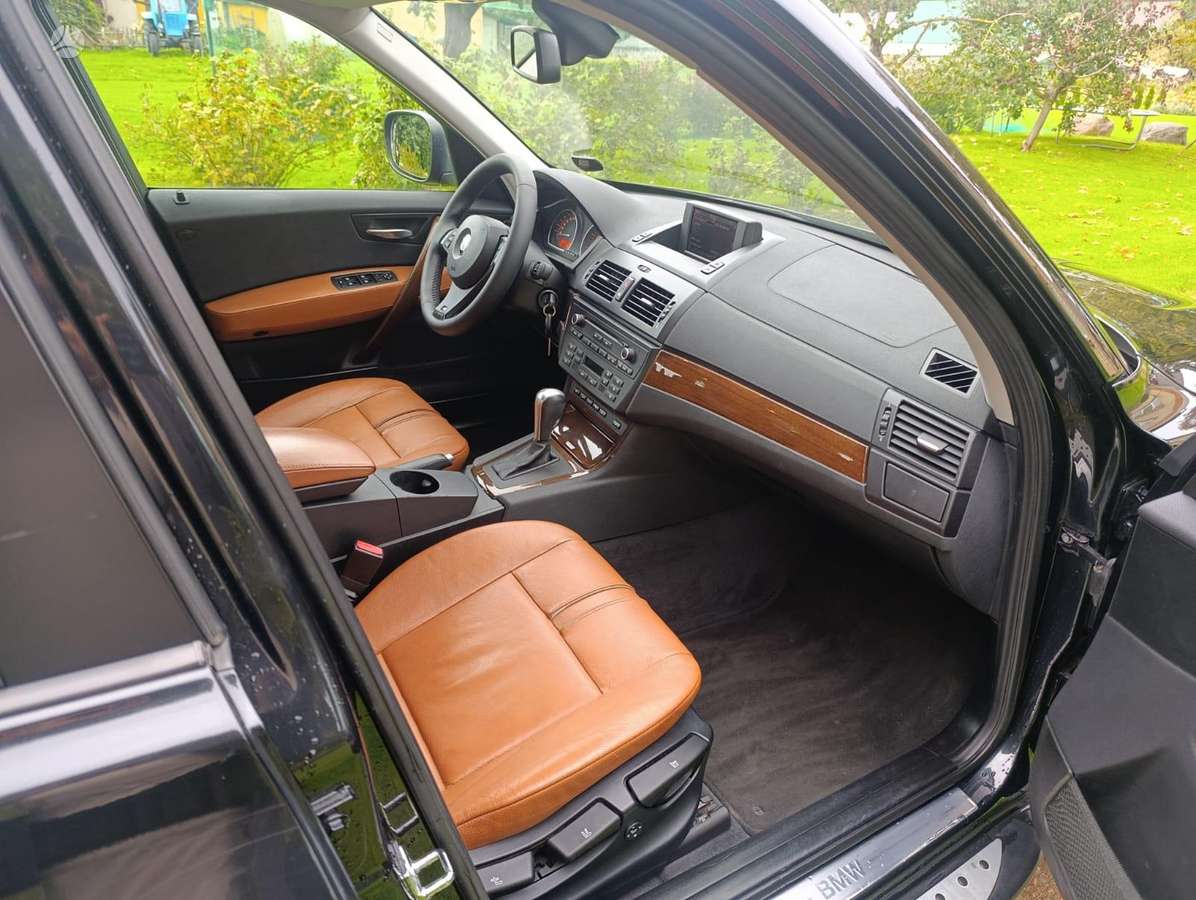 BMW X3 2010 — фото 19