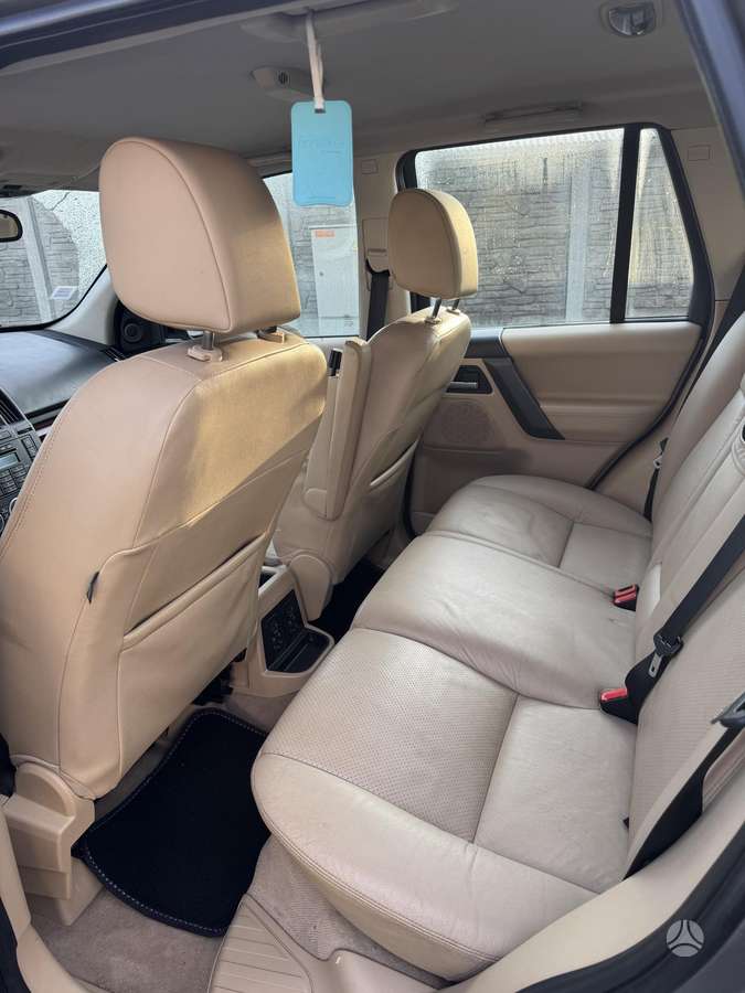 Land Rover 2007 — photo 7
