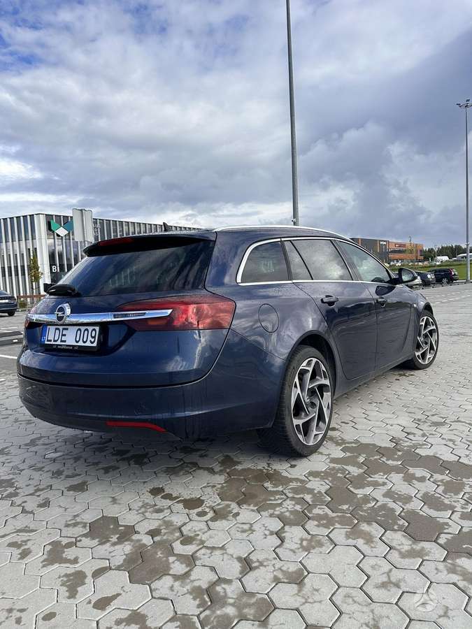Opel Insignia 2014 — салон