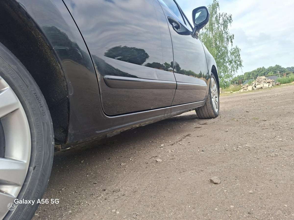 Peugeot 5008 2010 — photo 12