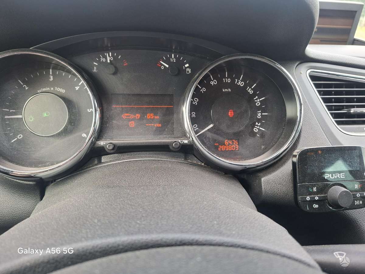 Peugeot 5008 2010 — photo 20