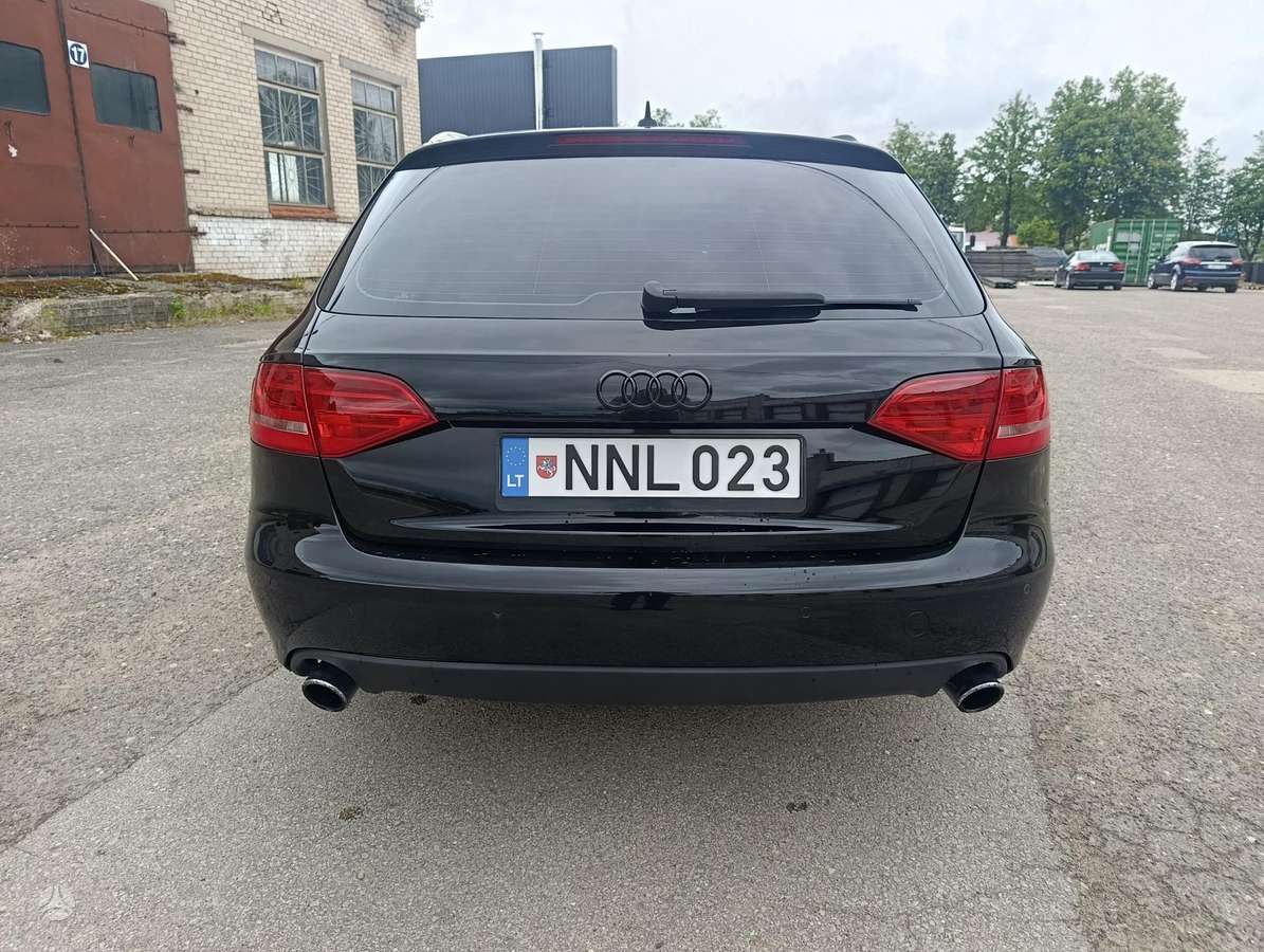 Audi A4 2009 — engine 1984 cm³, 179 HP (132kW)