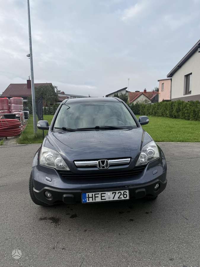 Honda CR-V 2008 — rear view