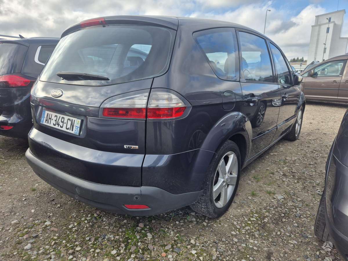 Ford S-MAX 2009 — engine 1997 cm³, 140 HP (103kW)