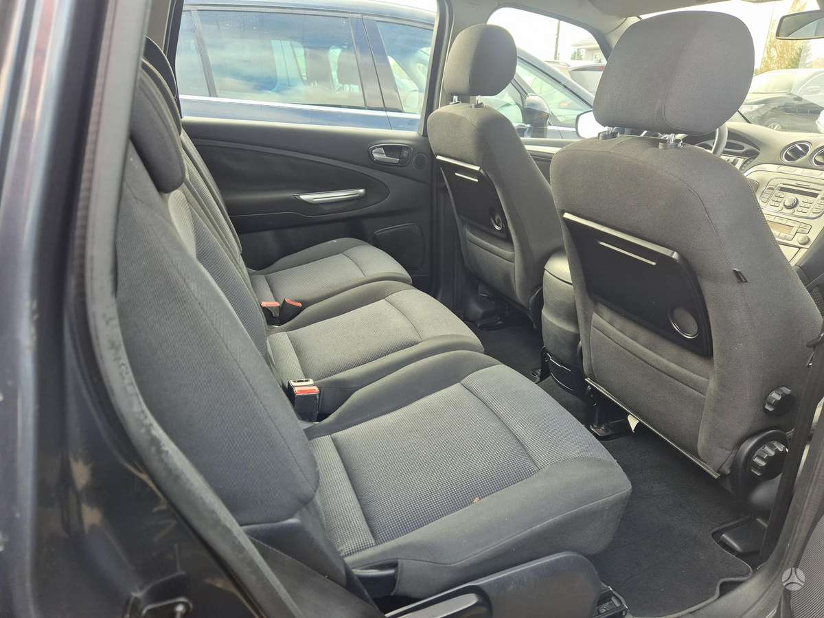 Ford S-MAX 2009 — photo 7