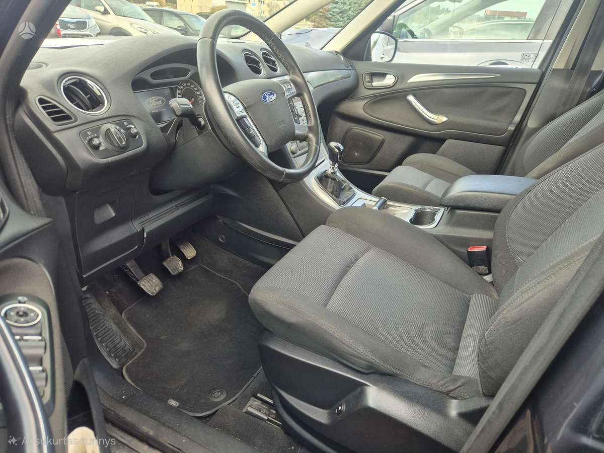 Ford S-MAX 2009 — photo 8