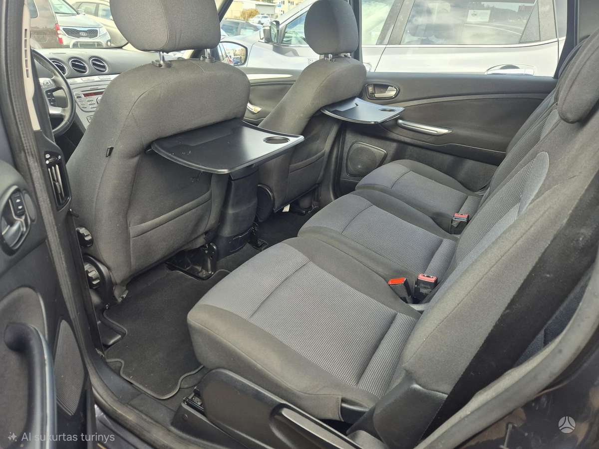 Ford S-MAX 2009 — photo 9