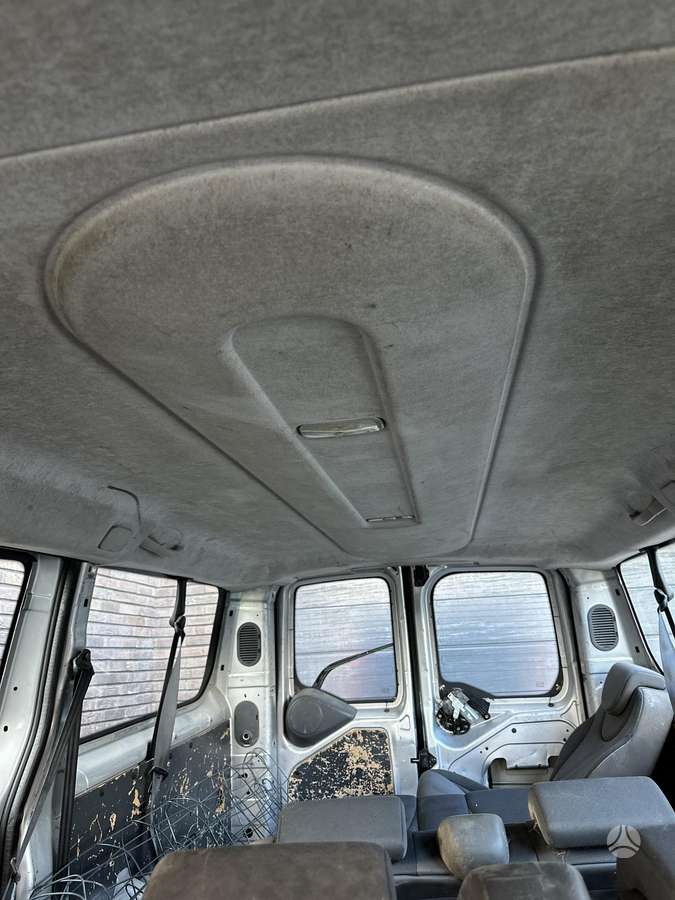 Peugeot Expert 2008 — photo 7
