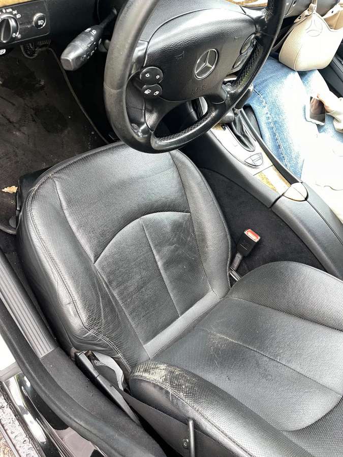 Mercedes-Benz E280 2008 — photo 12