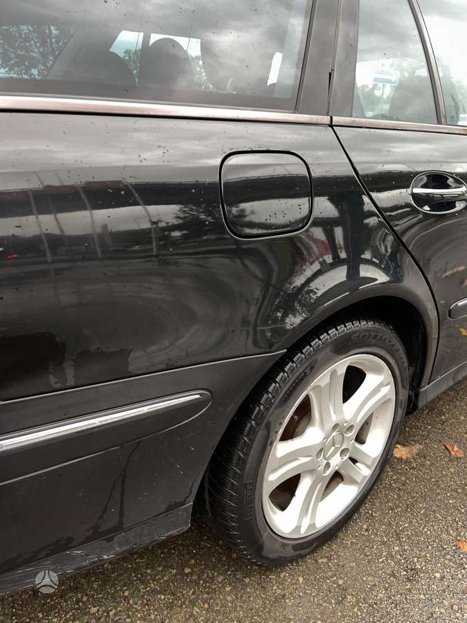 Mercedes-Benz E280 2008 — photo 15