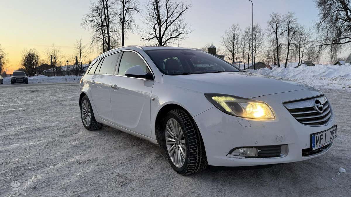 Opel Insignia 2011 — photo 5