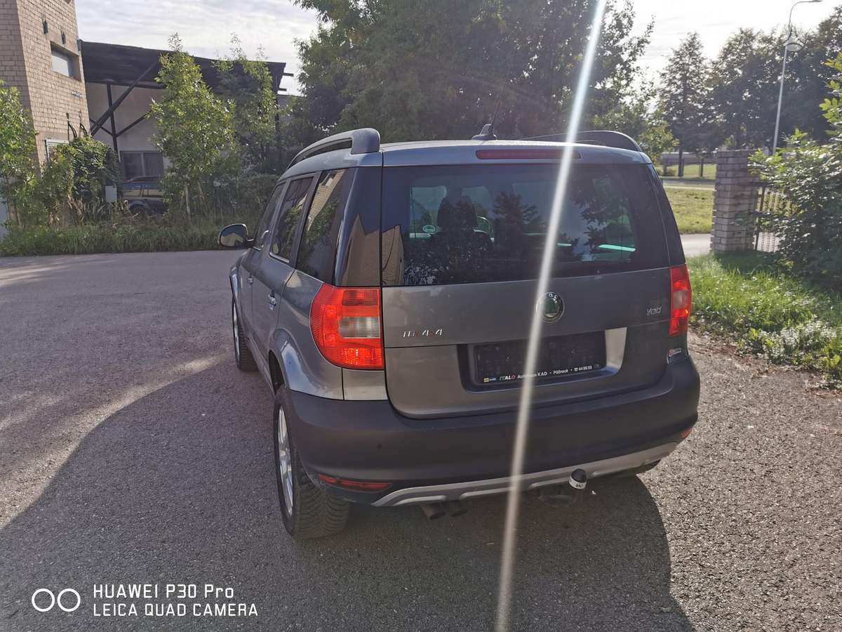 Skoda Yeti 2013 — photo 20