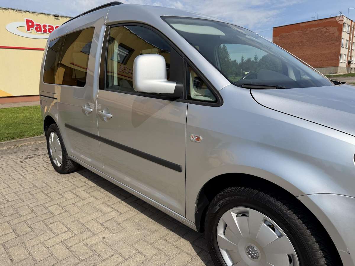 Volkswagen Caddy 2012 — photo 11