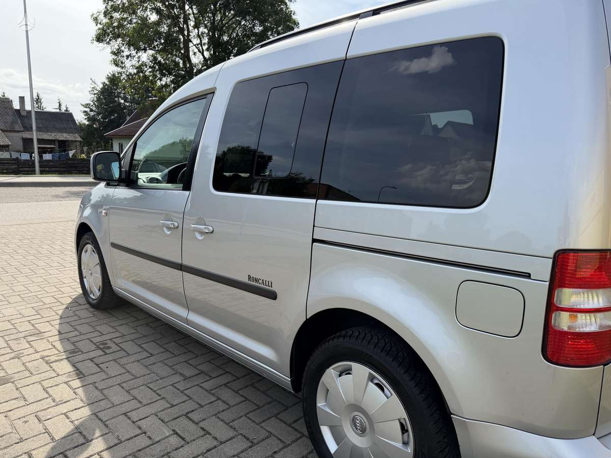 Volkswagen Caddy 2012 — photo 13