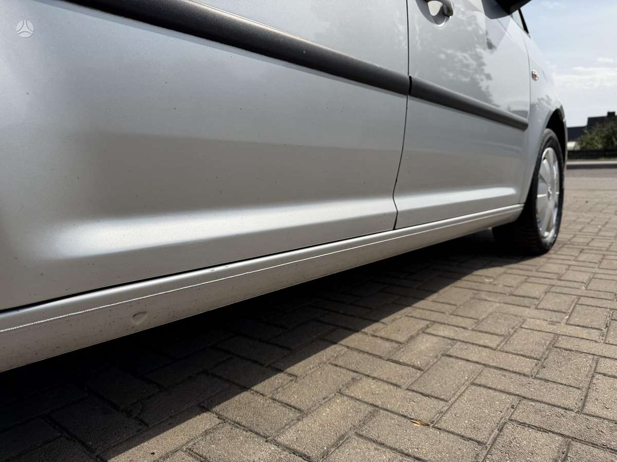 Volkswagen Caddy 2012 — photo 15