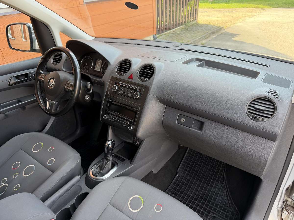 Volkswagen Caddy 2012 — photo 22