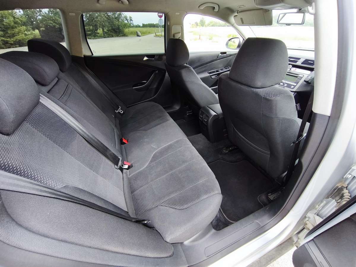 Volkswagen Passat 2007 — photo 18
